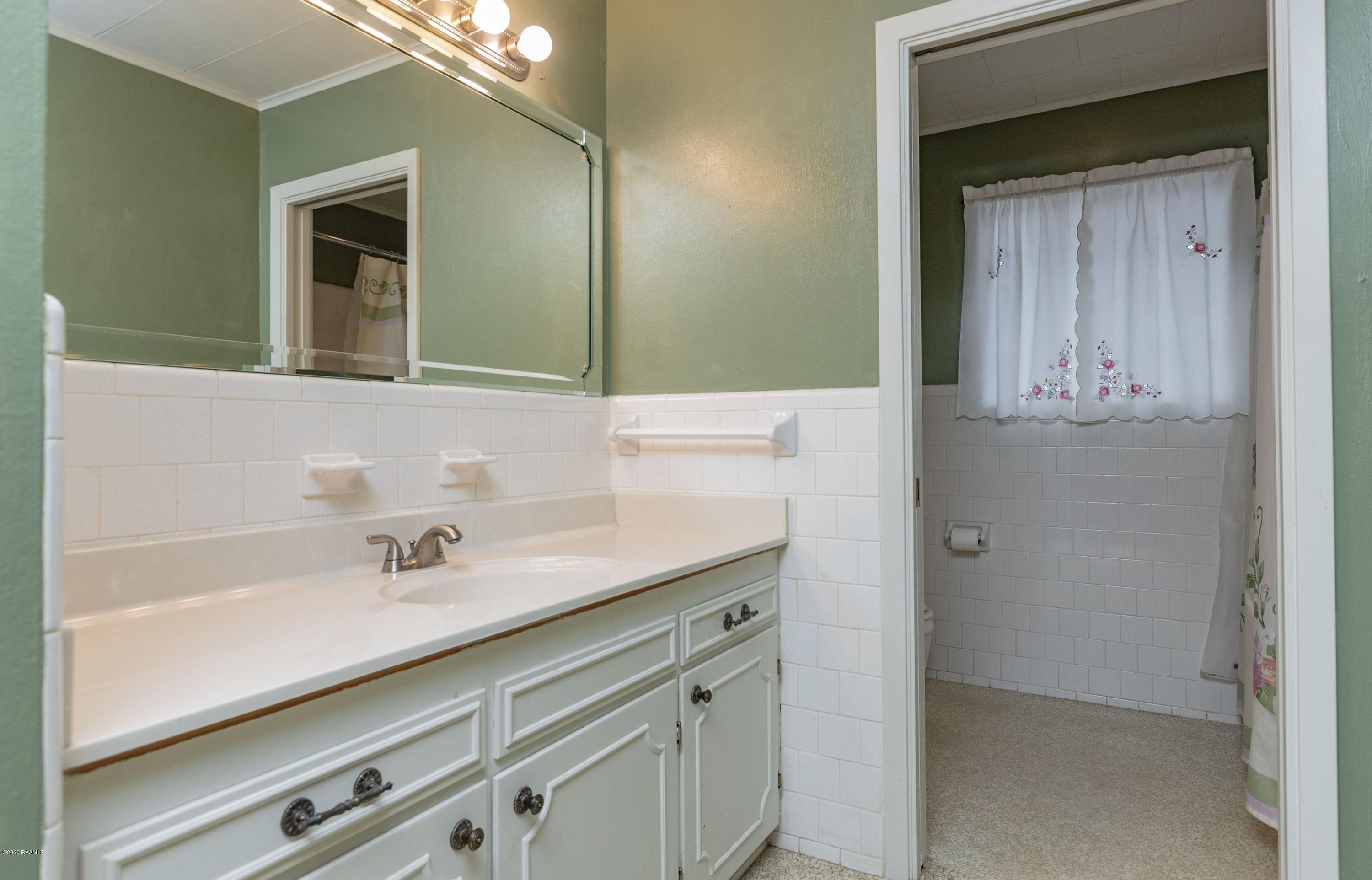 705 West Gloria Switch Road Lafayette, LA 70507 - Photo 22 of 34 Gallery Image 22