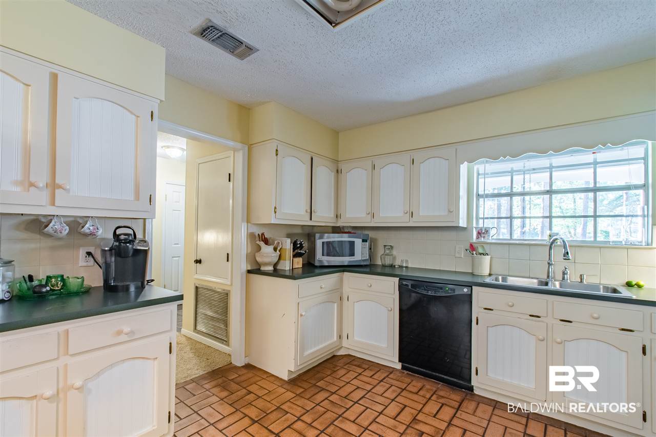 21818 Linn Ridge Drive Fairhope, AL 36532 - Photo 11 of 48