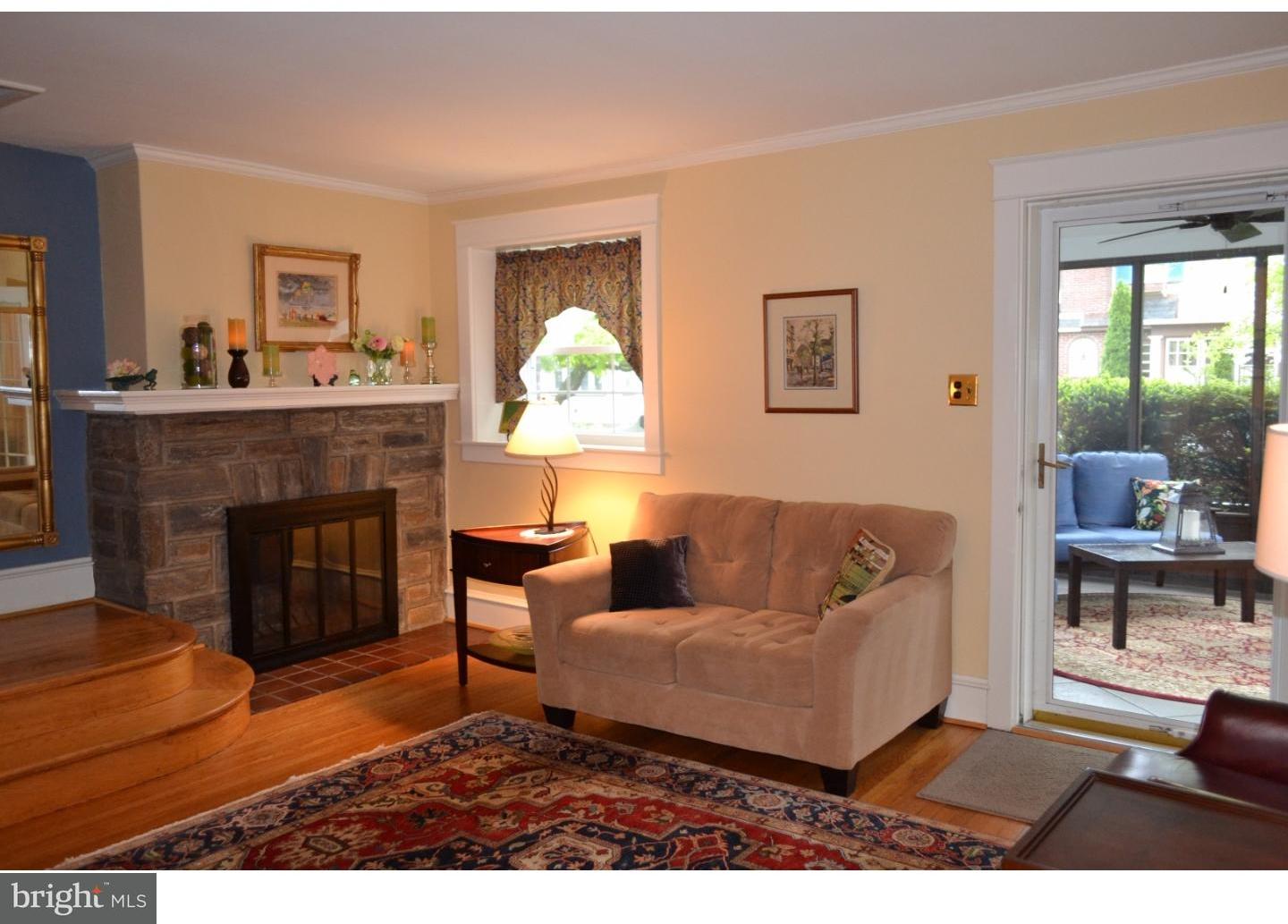 107 Gladstone Road Lansdowne, PA 19050 - Photo 2 of 12 Living Room
