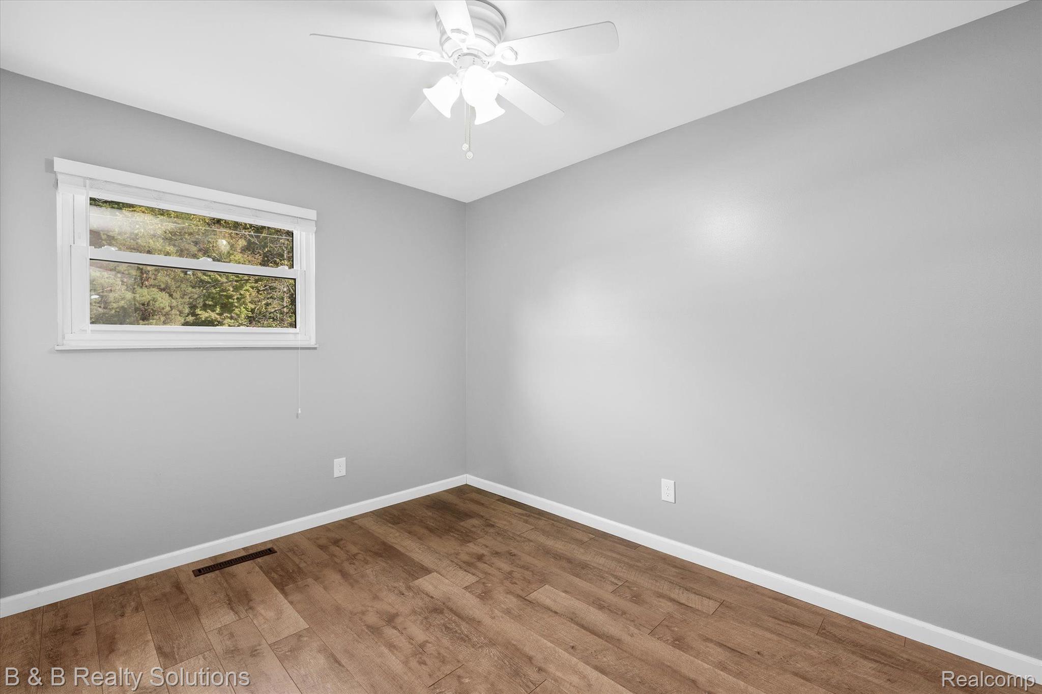 841 Barnes Lake Road Columbiaville, MI 48421 - Photo 37 of 62 Gallery Image 37