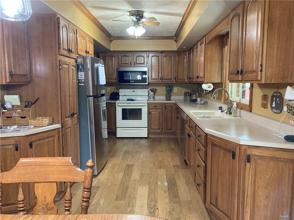 302 Clearview Road Aliquippa, PA 15001 - Photo 7 of 25 Gallery Image 7