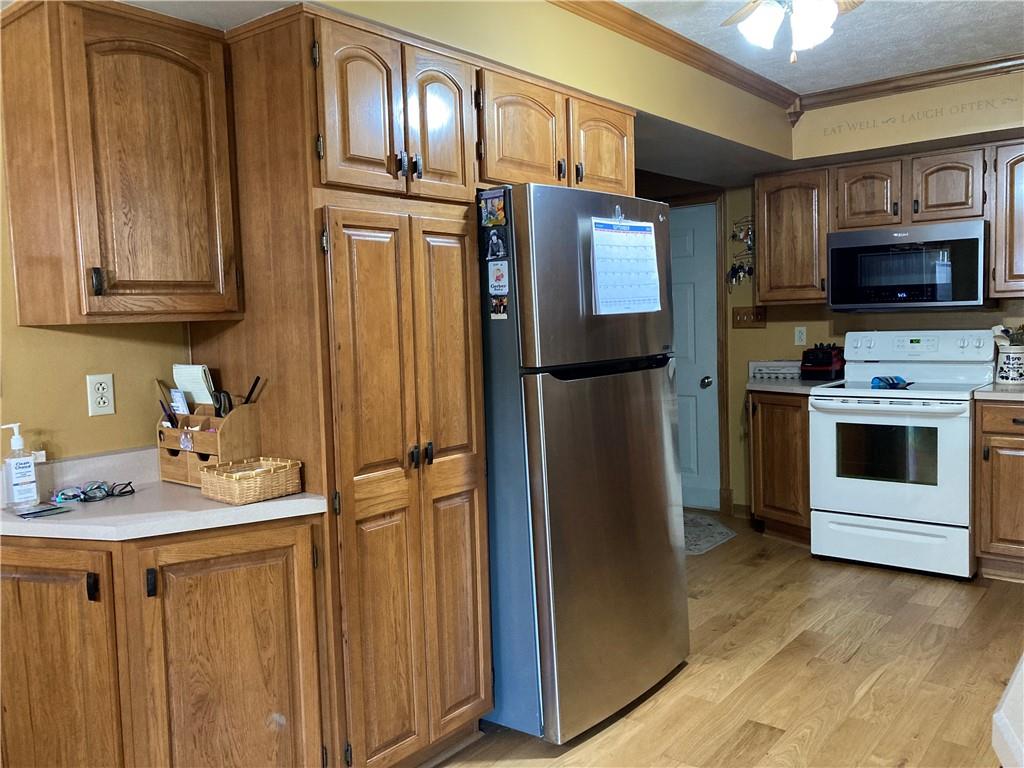 302 Clearview Road Aliquippa, PA 15001 - Photo 8 of 25 Gallery Image 8