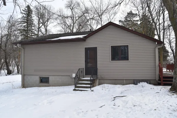 $579,000 | 23735 Clarissa Haven Drive, Henning, MN 56551