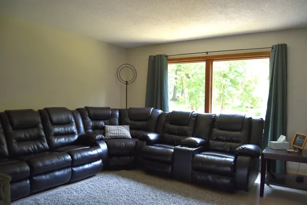 $579,000 | 23735 Clarissa Haven Drive, Henning, MN 56551