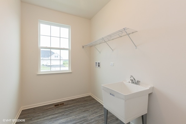 3622 Emerald Road Elgin, IL 60124 - Photo 18 of 42