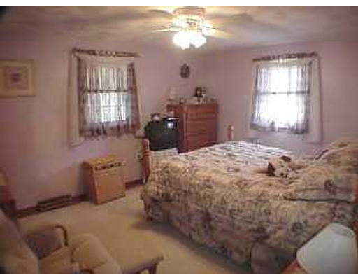 3 Edgar Road Billerica, MA 01821 - Photo 6 of 9 Gallery Image 6