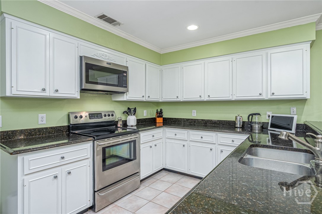 5 Pelham Road Savannah, GA 31411 - Photo 13 of 40 Gallery Image 13