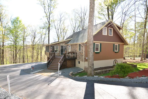 $345,000 | 104 Ash Lane, Greentown, PA 18426