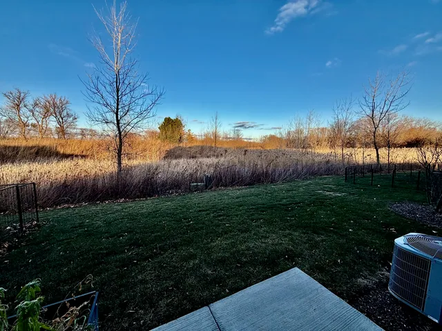 $2,550 | 1327 Draper Road, McHenry, IL 60050