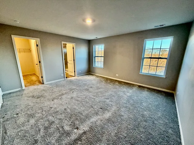 $2,550 | 1327 Draper Road, McHenry, IL 60050