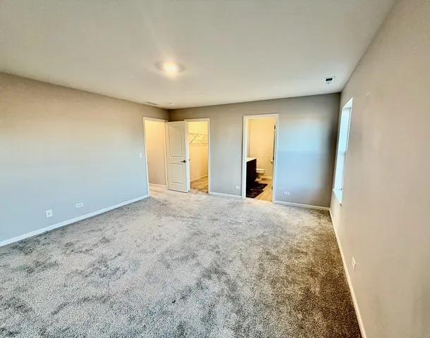 $2,550 | 1327 Draper Road, McHenry, IL 60050