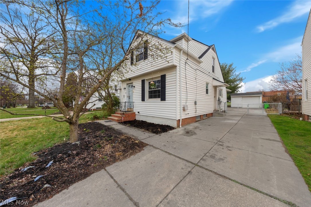 1239 Dorsh Road Cleveland, OH 44121 - Photo 33 of 37 Gallery Image 33