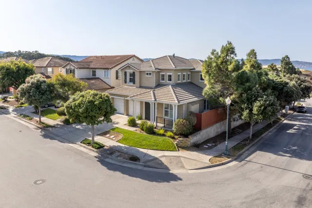 $1,290,000 | 4750 Sea Crest Drive, Seaside, CA 93955