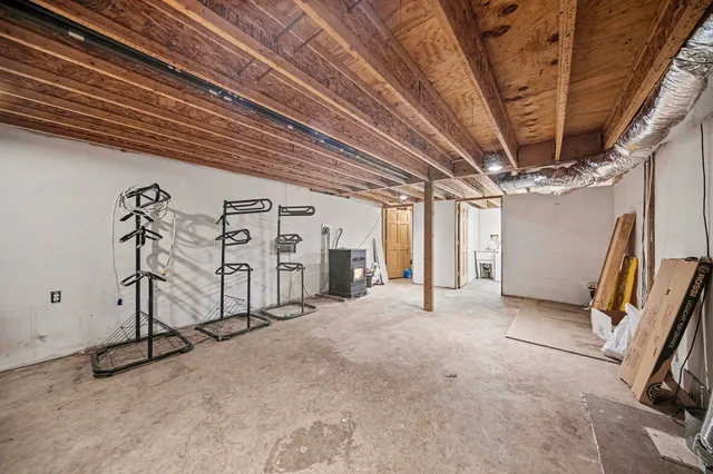 $399,900 | 2041 North Meridian Road, Hudson, MI 49247