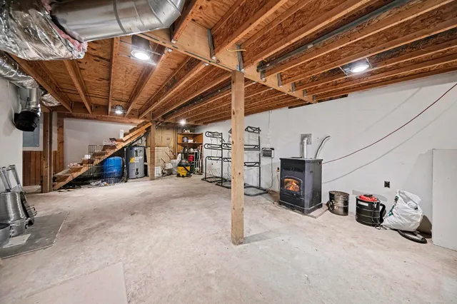 $399,900 | 2041 North Meridian Road, Hudson, MI 49247