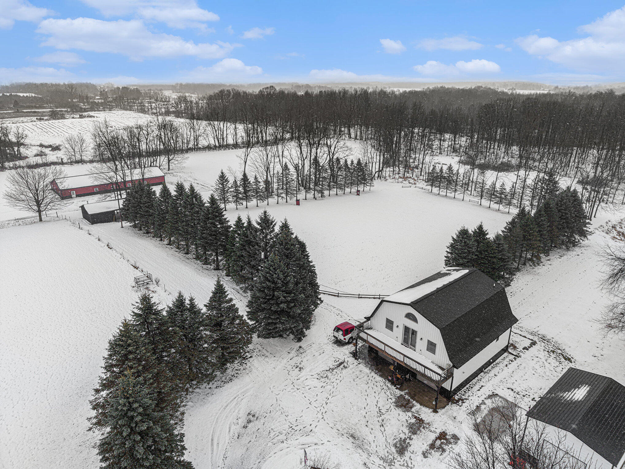 2041 North Meridian Road Hudson, MI 49247 - Photo 40 of 52 040_dji_20251210124556_0001_d_527