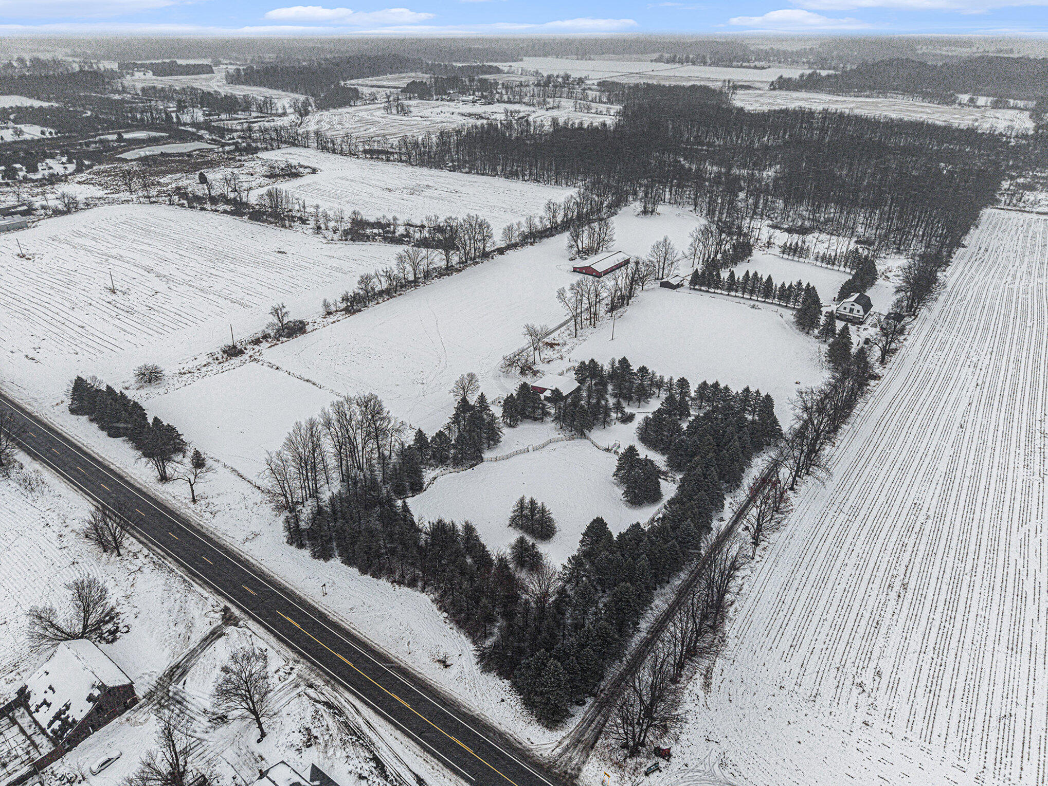 2041 North Meridian Road Hudson, MI 49247 - Photo 41 of 52 041_dji_20251210124633_0002_d_796