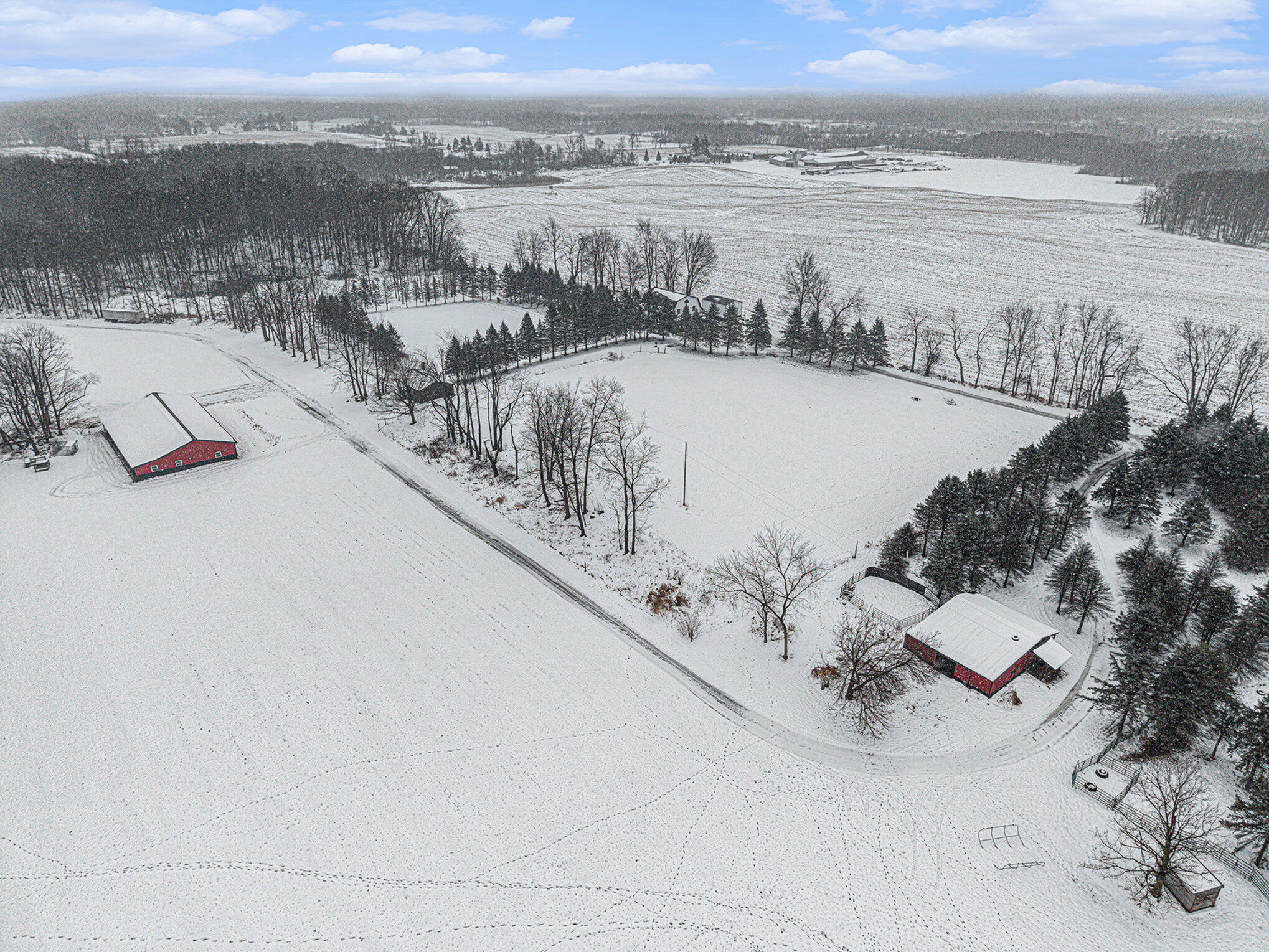 2041 North Meridian Road Hudson, MI 49247 - Photo 42 of 52 042_dji_20251210124743_0005_d_788