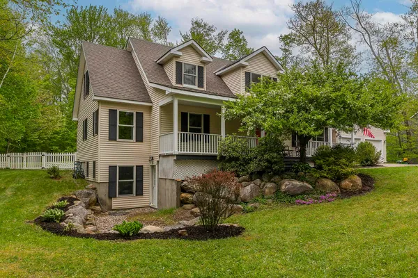 $725,000 | 308 Mending Walls Road, Manchester, VT 05255