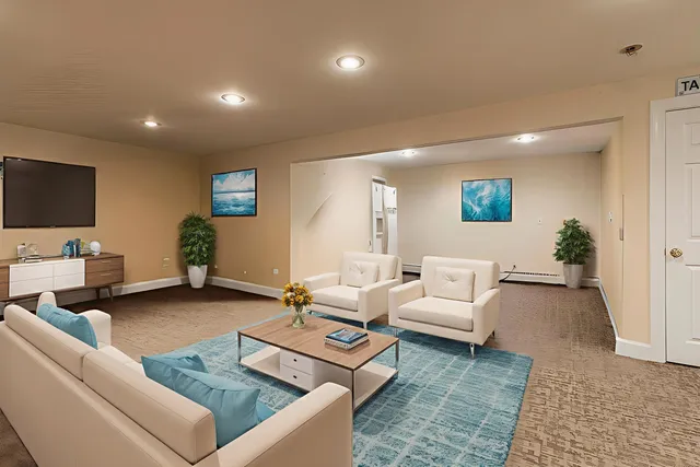 $725,000 | 308 Mending Walls Road, Manchester, VT 05255