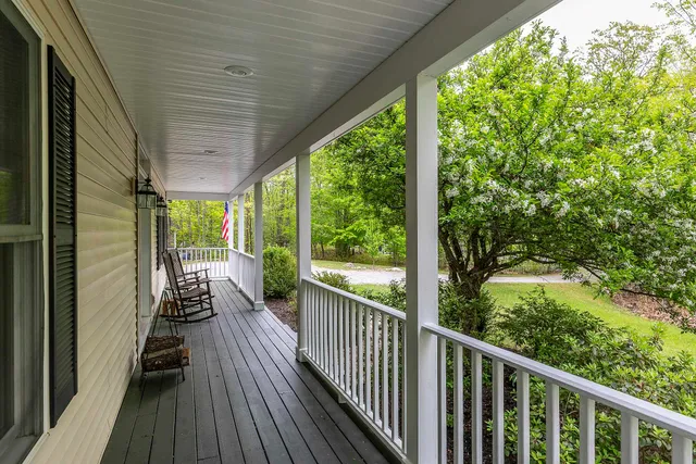 $725,000 | 308 Mending Walls Road, Manchester, VT 05255