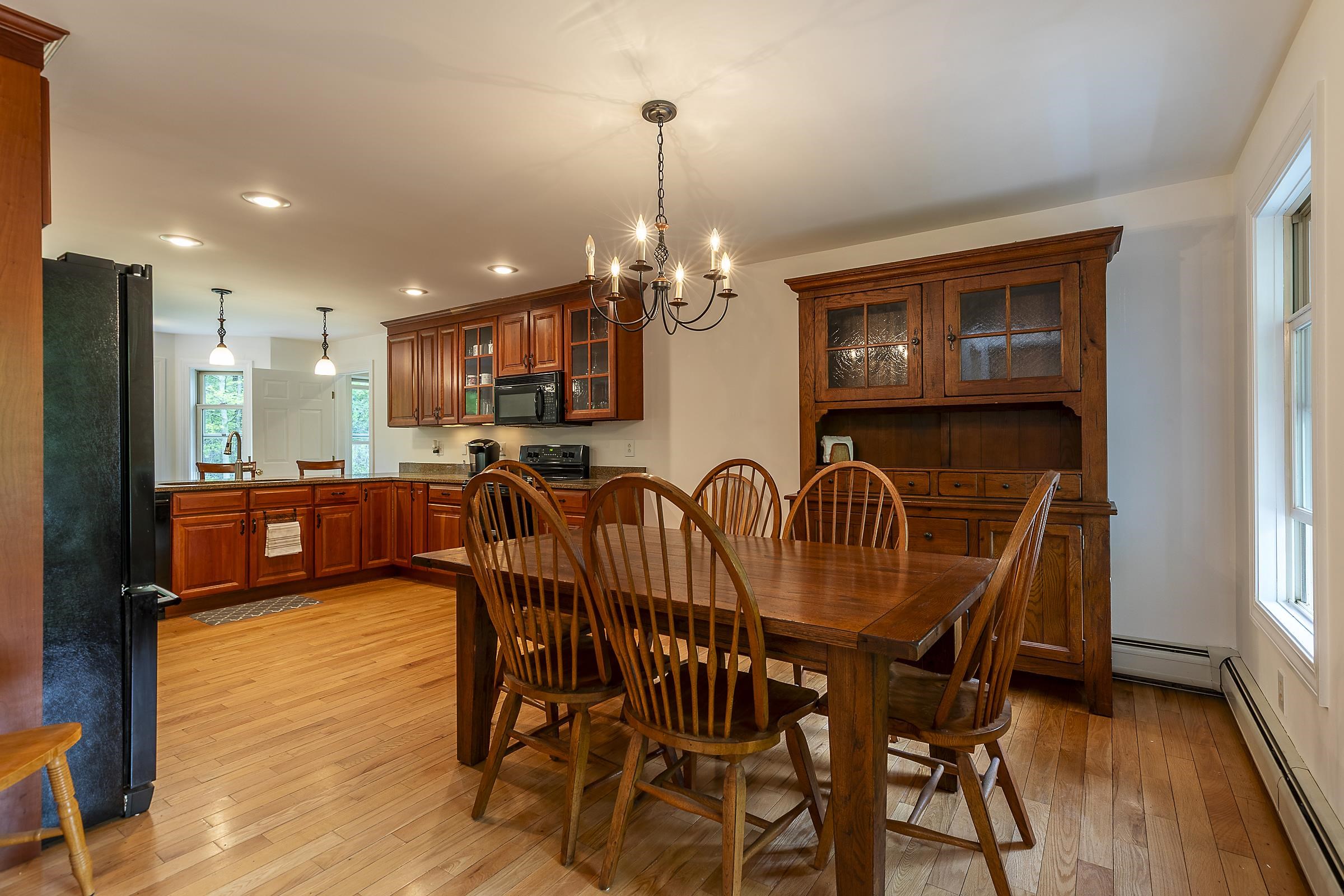 308 Mending Walls Road Manchester, VT 05255 - Photo 7 of 23