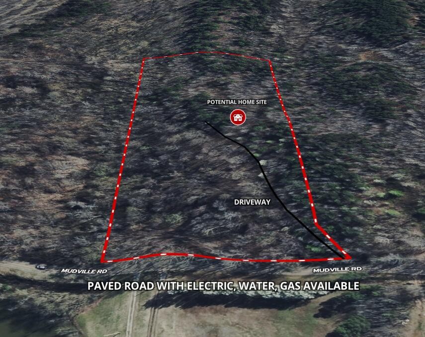 a picture of red door