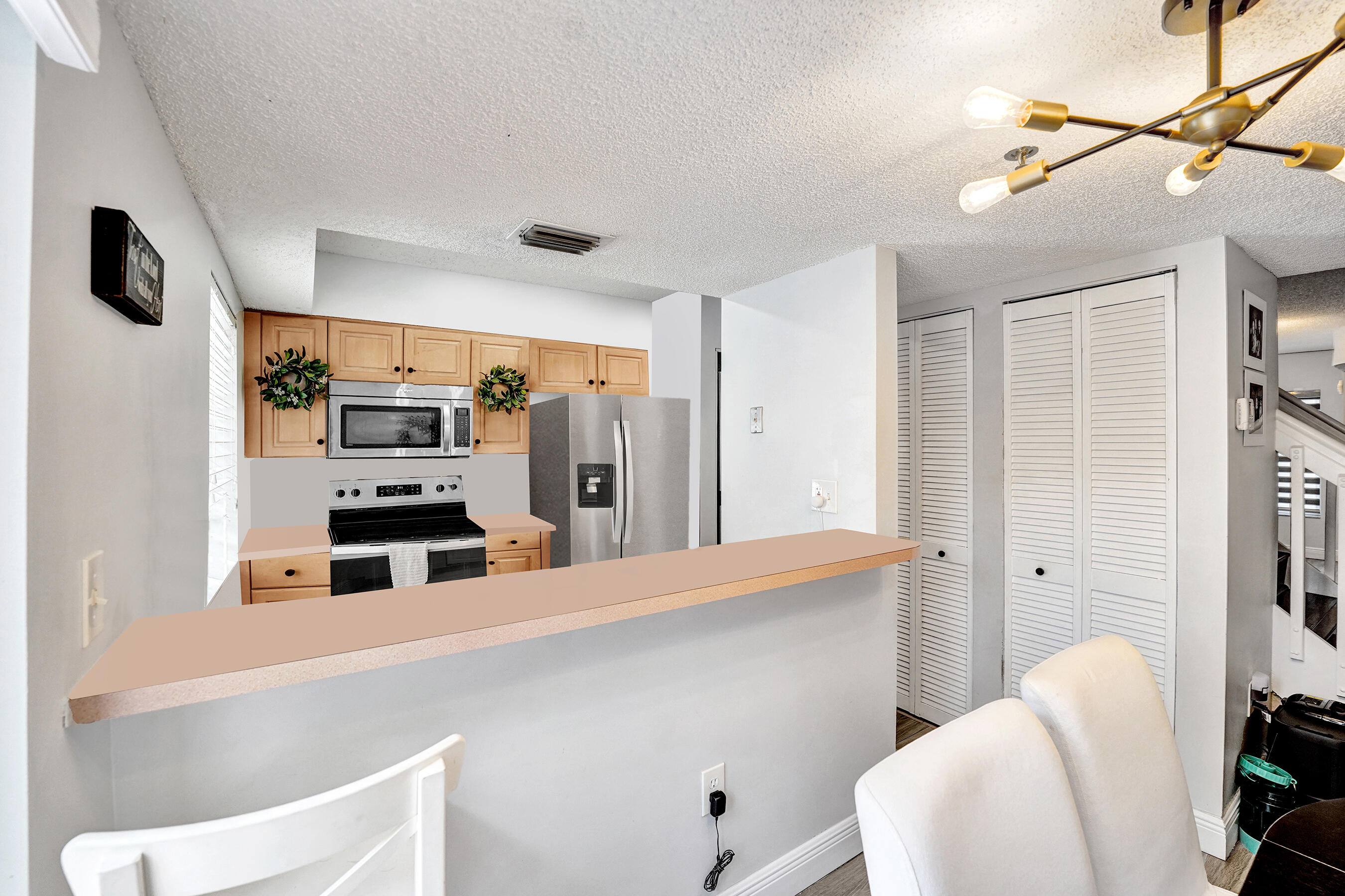 173 Riviera Circle Weston, FL 33326 - Photo 13 of 41 DSC01400
