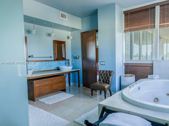 450 Alton Road, Unit 1202 Miami Beach, FL 33139 - Photo 21 of 68