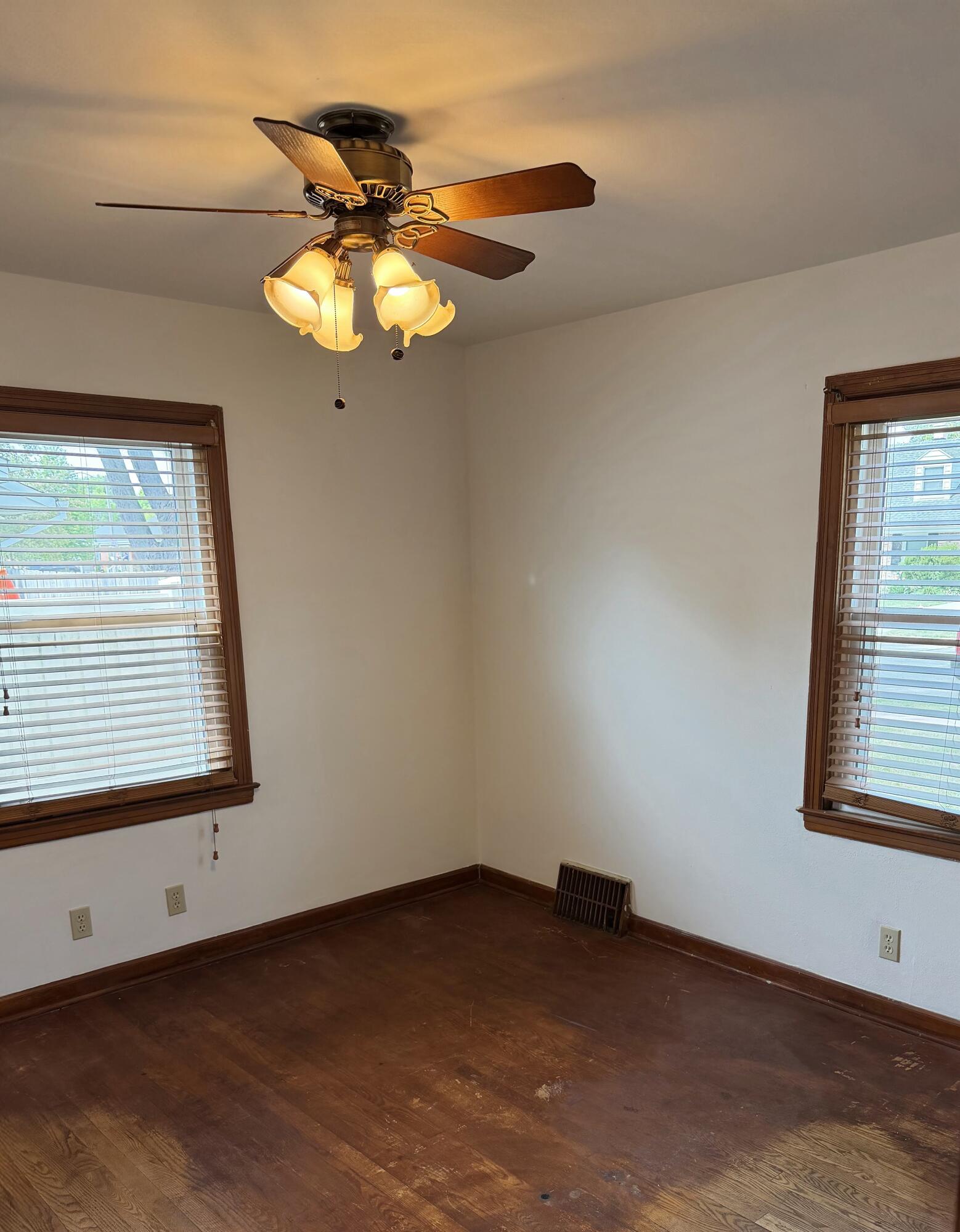 1225 Lombard Avenue Racine, WI 53402 - Photo 6 of 11 Bedroom #1