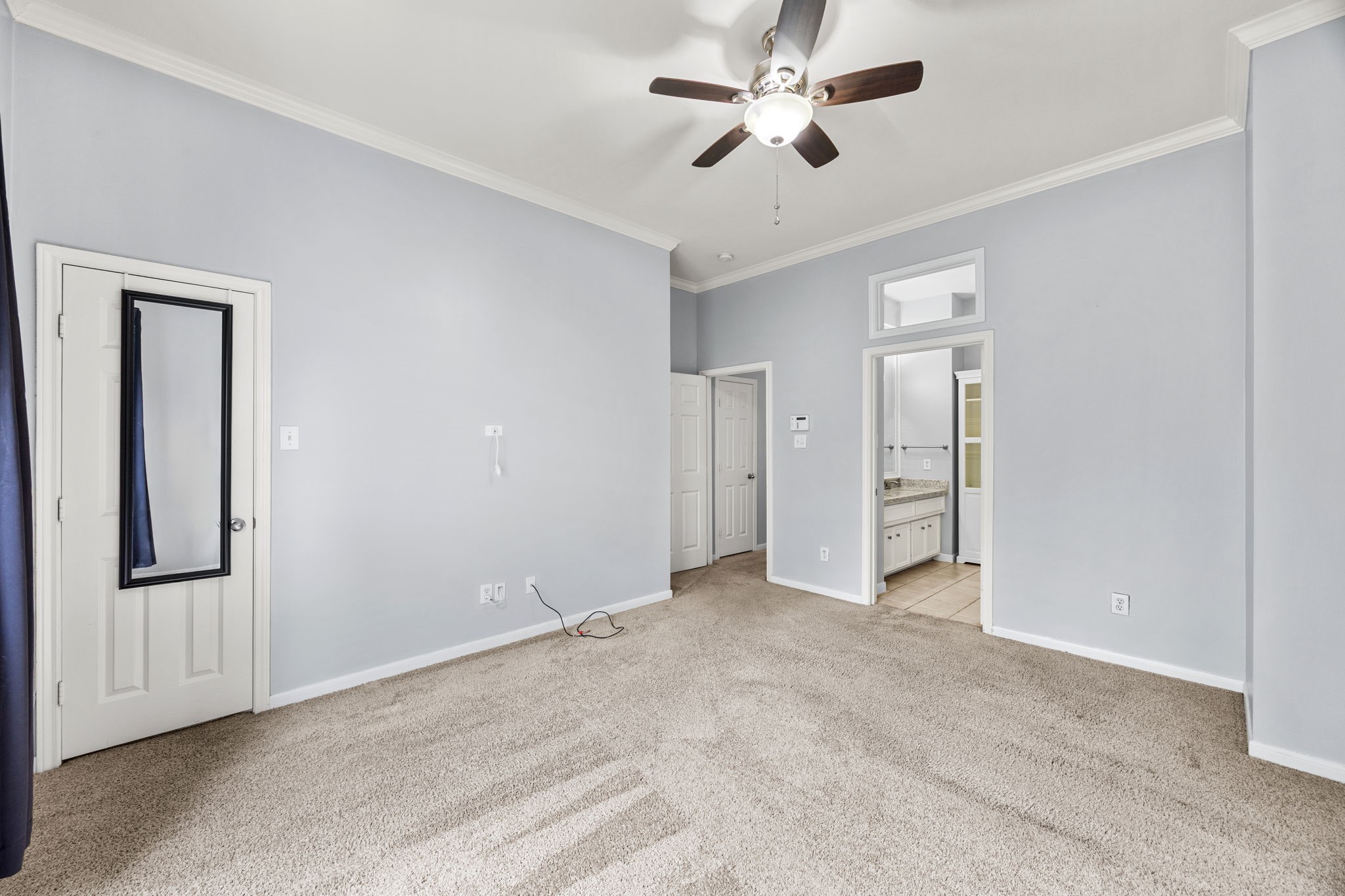 3023 Austin Street Houston, TX 77004 - Photo 18 of 26 Primary bedroom on 3rd floor with ensuite bath