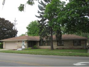 708 East 9th Street Rochester, IN 46975 - Photo 1 of 6