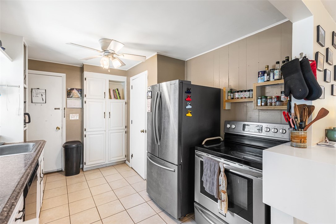 10 Wannisett Avenue East Providence, RI 02915 - Photo 12 of 28 Gallery Image 12
