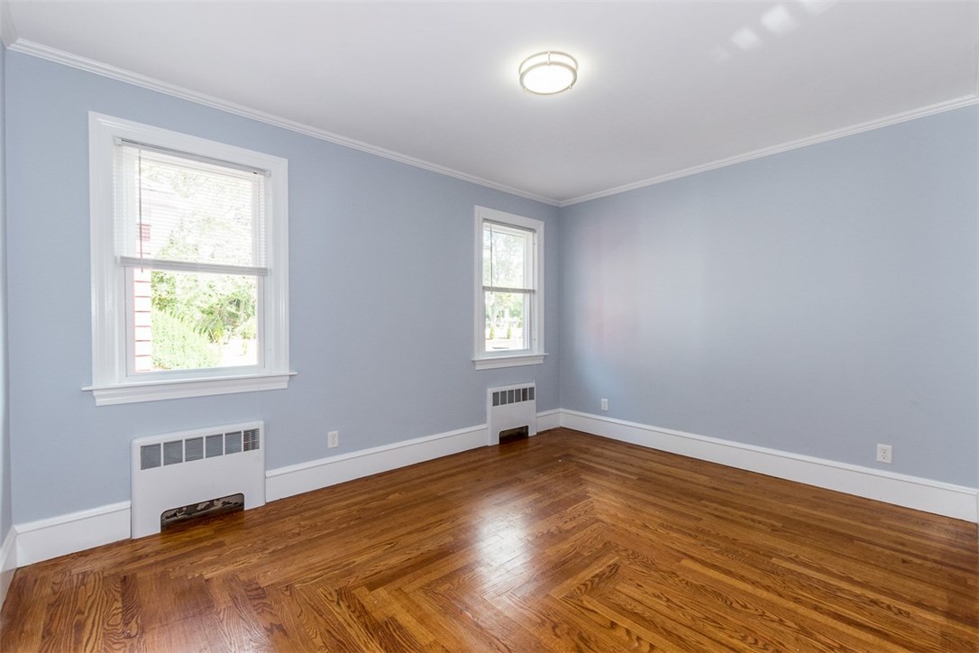 103 Stafford Road Tiverton, RI 02878 - Photo 19 of 29 Gallery Image 19