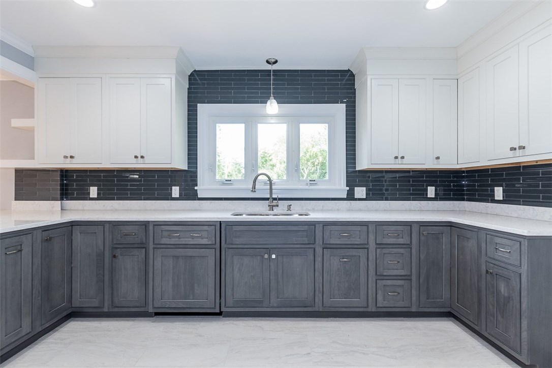 103 Stafford Road Tiverton, RI 02878 - Photo 9 of 29 Gallery Image 9