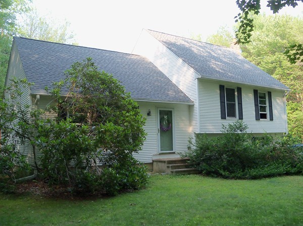 43 Hollow Road Wales, MA 01081 - Photo 8 of 10 Gallery Image 8