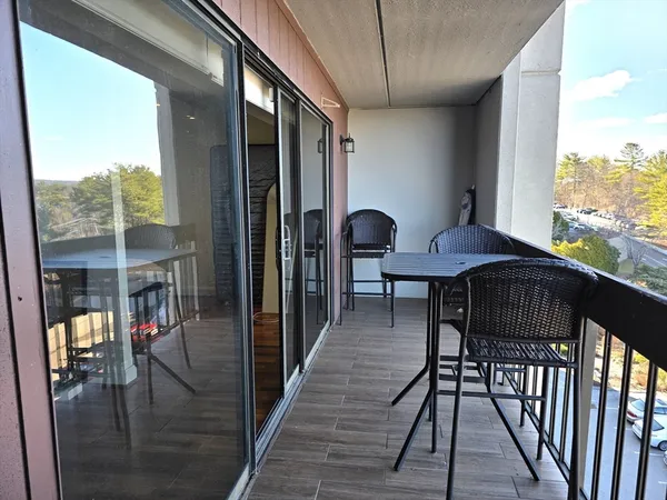 $275,000 | 1500 Worcester Road, Unit 724, Framingham, MA 01702