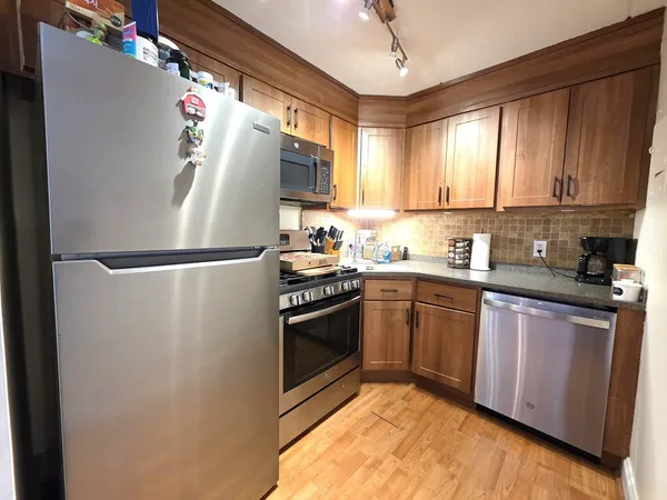 $275,000 | 1500 Worcester Road, Unit 724, Framingham, MA 01702