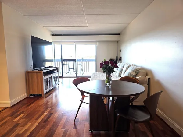 $275,000 | 1500 Worcester Road, Unit 724, Framingham, MA 01702