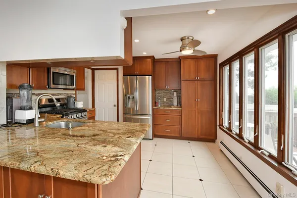 $6,650 | 3544 Woodward Street, Oceanside, NY 11572