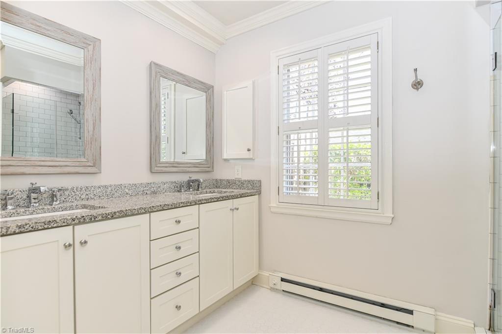 718 Dover Road Greensboro, NC 27408 - Photo 16 of 29 Gallery Image 16