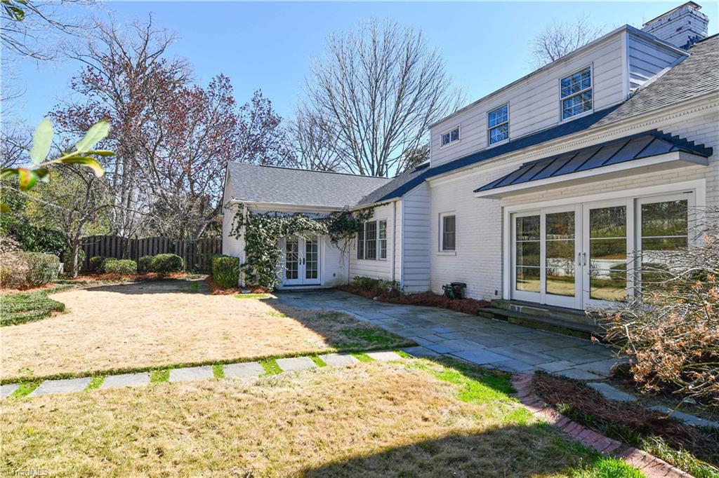 718 Dover Road Greensboro, NC 27408 - Photo 24 of 29 Gallery Image 24
