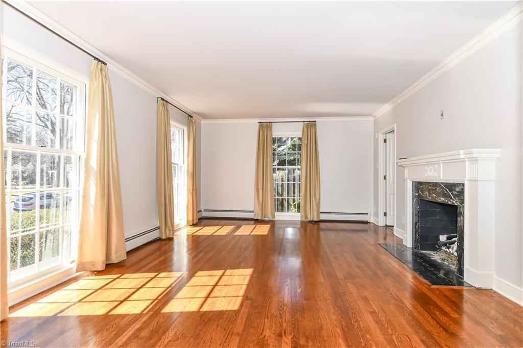 718 Dover Road Greensboro, NC 27408 - Photo 4 of 29 Gallery Image 4