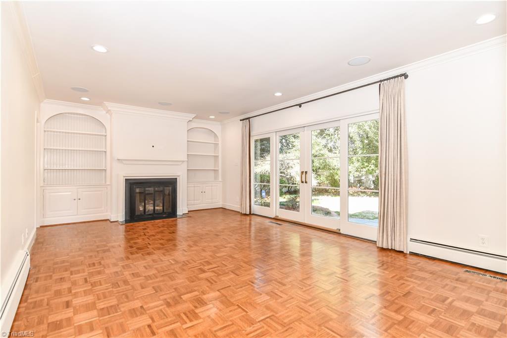 718 Dover Road Greensboro, NC 27408 - Photo 7 of 29 Gallery Image 7