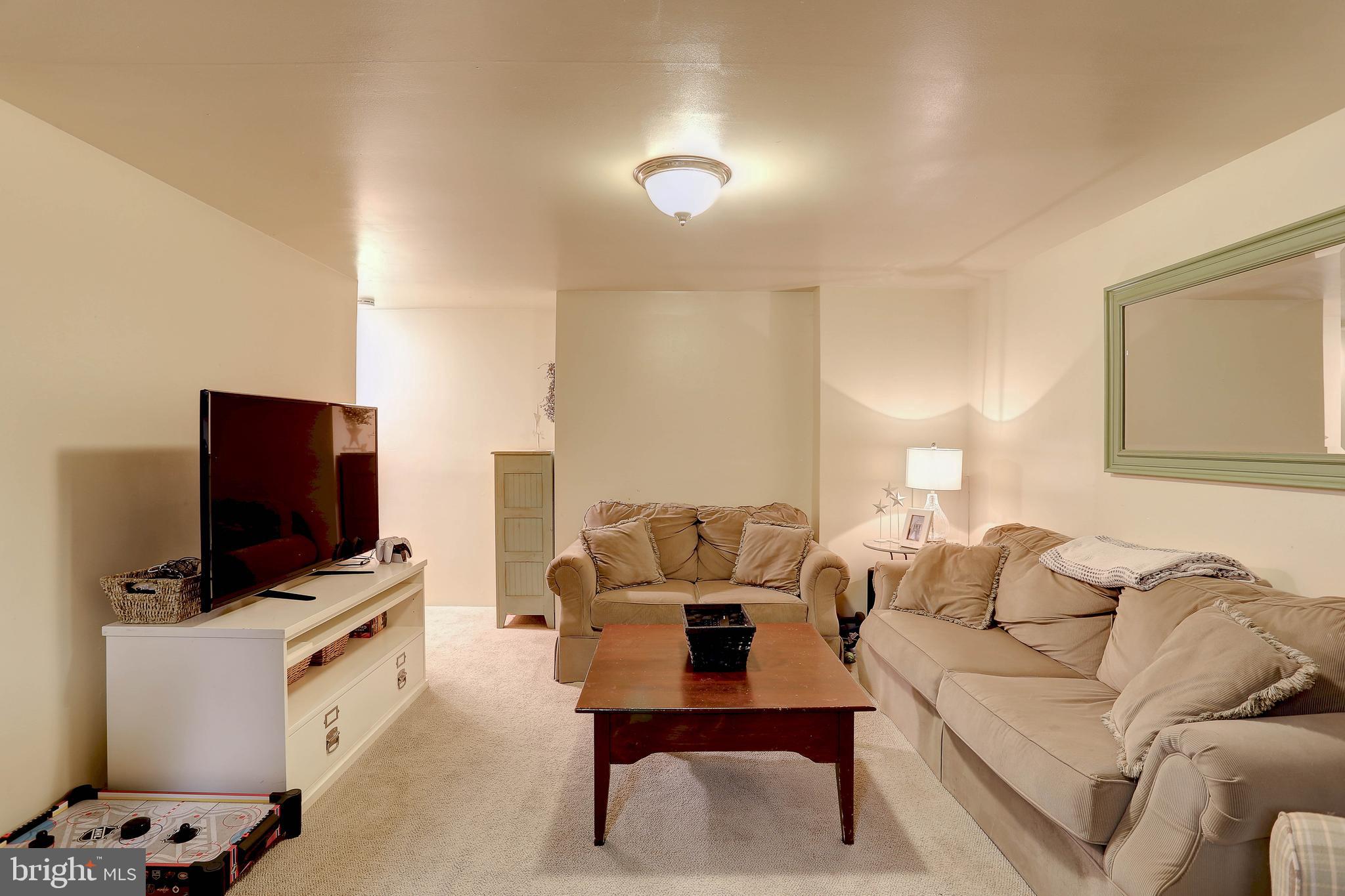 8033 Pine Ridge Road Pasadena, MD 21122 - Photo 22 of 30 Gallery Image 22