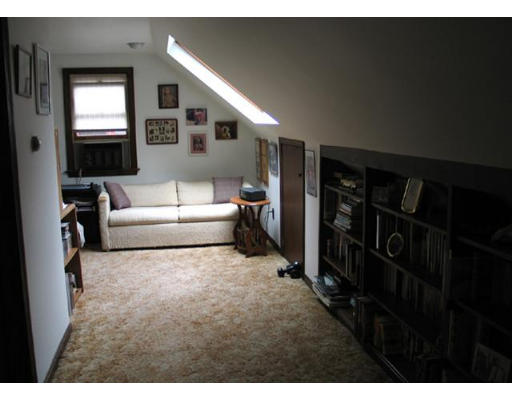 609 Marys Pond Road Rochester, MA 02770 - Photo 14 of 18 a living room with furniture and a window