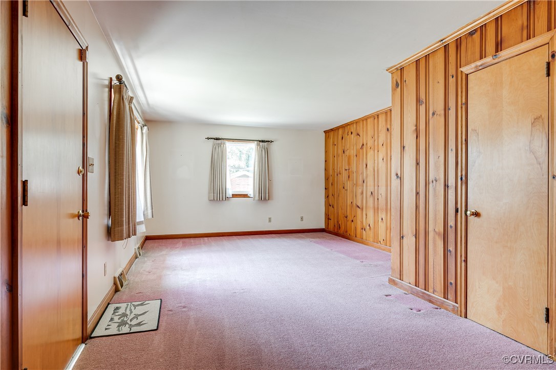 3307 Walnut Street Hopewell, VA 23860 - Photo 14 of 38 an empty room with windows