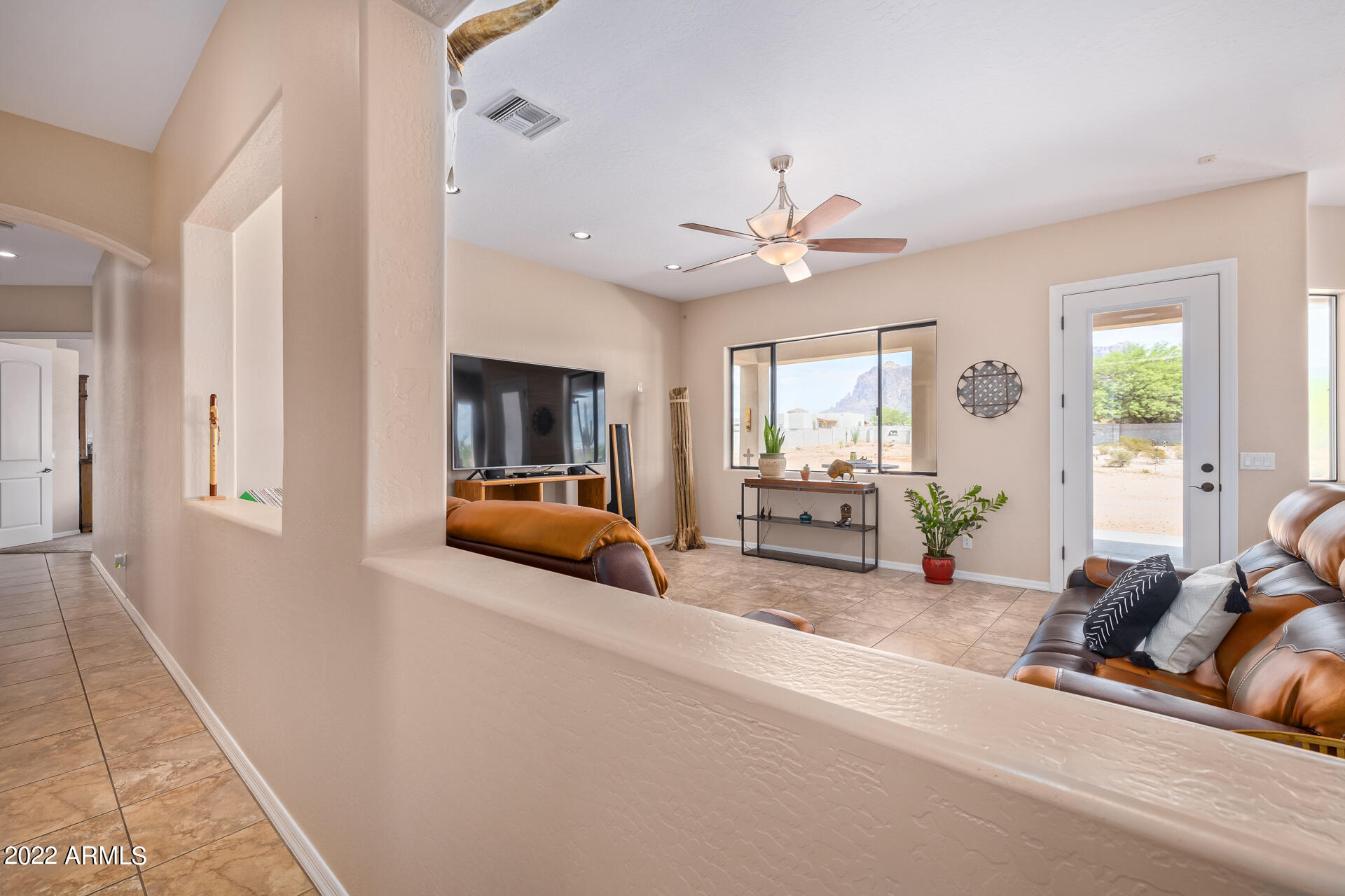 1879 North Hilton Road Apache Junction, AZ 85119 - Photo 26 of 89 19 - Hilton