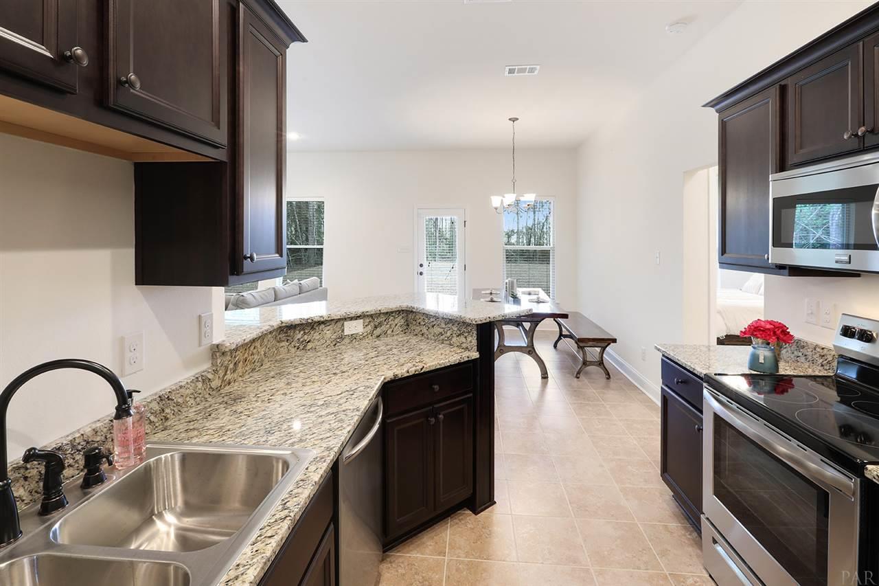 306 Topeka Road Pensacola, FL 32514 - Photo 6 of 11 Gallery Image 6