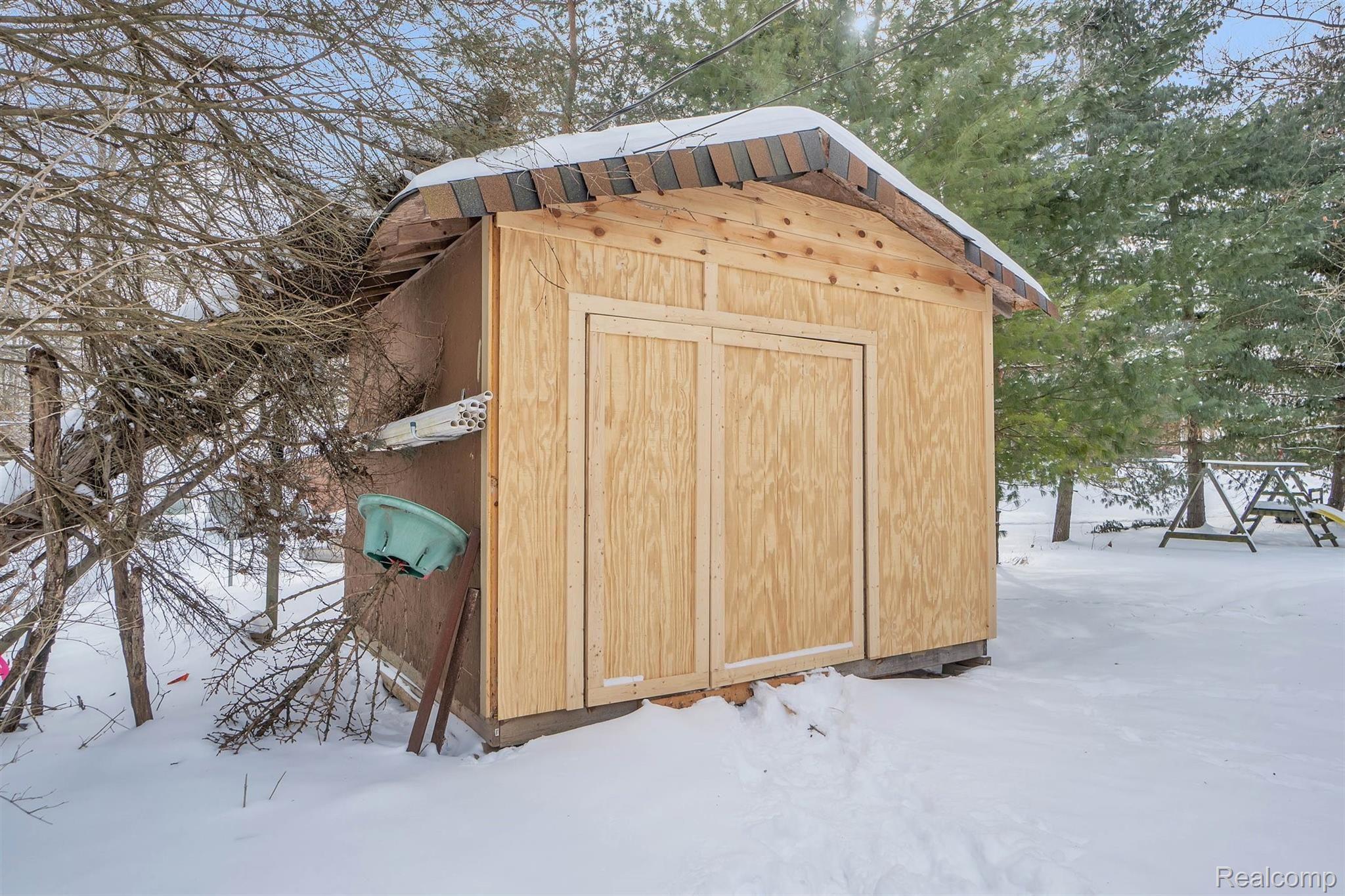 1084 Darwin Road Pinckney, MI 48169 - Photo 25 of 36 Large Shed For Storage
